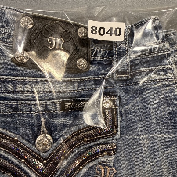 Miss Me Jeans Women's Shorts 32 Signature Short Embellished DISTRESSED Jean - Picture 7 of 7